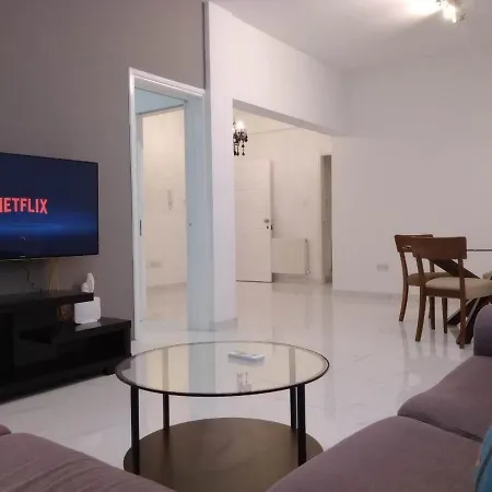 Zelea Deluxe Apartment Limassol