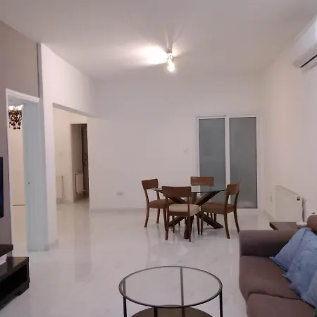 Zelea Deluxe Apartment Limassol
